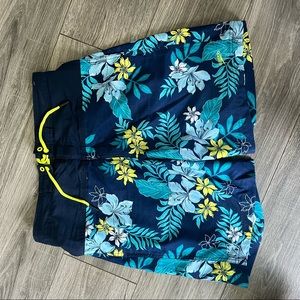 Men’s swim trunks
